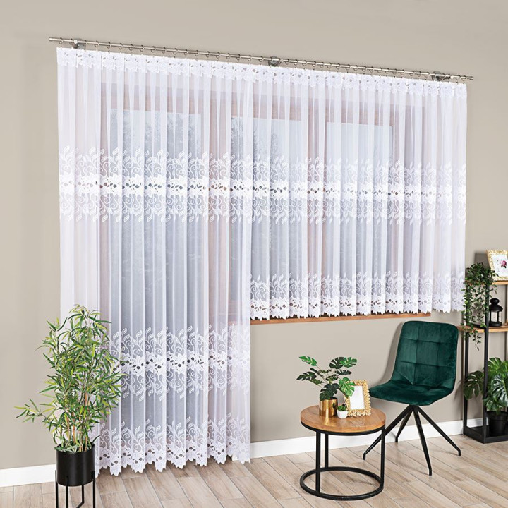 BASTIA Biała firanka gotowa żakardowa 300x250 cm