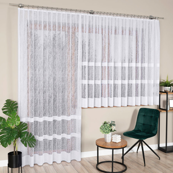 WIKTORIA Biała firanka gotowa żakardowa 200x250 cm