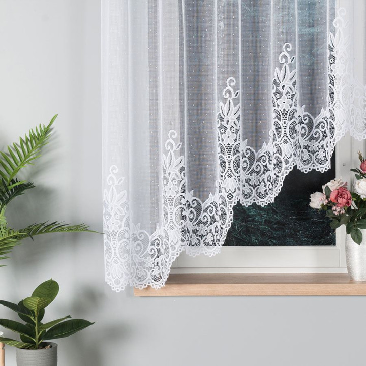 BERENIKA Biała firanka gotowa żakardowa z podcięciem 300x160 cm
