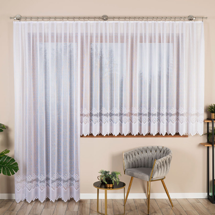 MODESTA Biała firanka gotowa żakardowa 200x250 cm
