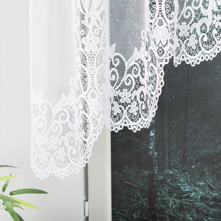 BERENIKA Biała firanka gotowa żakardowa z podcięciem 300x120 cm