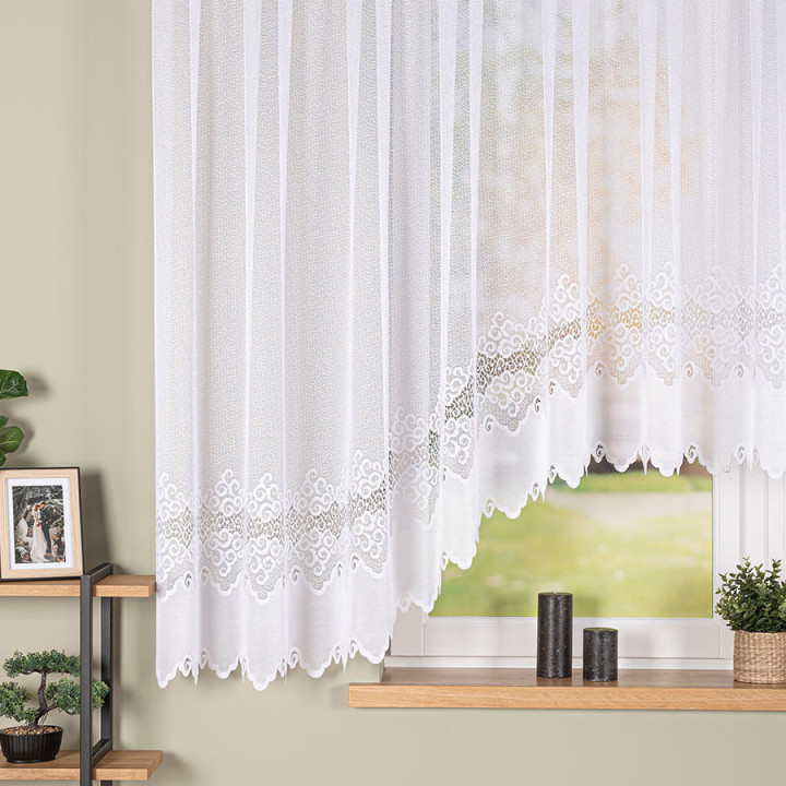 MODESTA Biała firanka gotowa żakardowa z podcięciem 400x160 cm