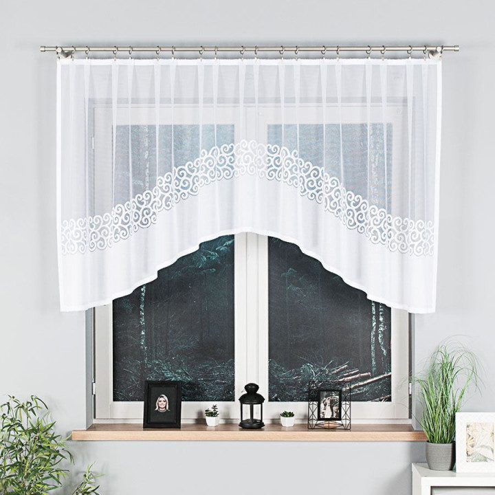 DANIELA Biała firanka gotowa żakardowa z podcięciem 300x110 cm