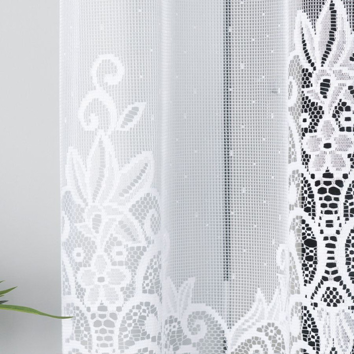BERENIKA Biała firanka gotowa żakardowa z podcięciem 250x120 cm