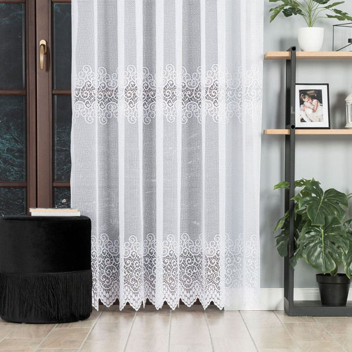 VIOLETTA Biała firanka gotowa żakardowa 200x250 cm