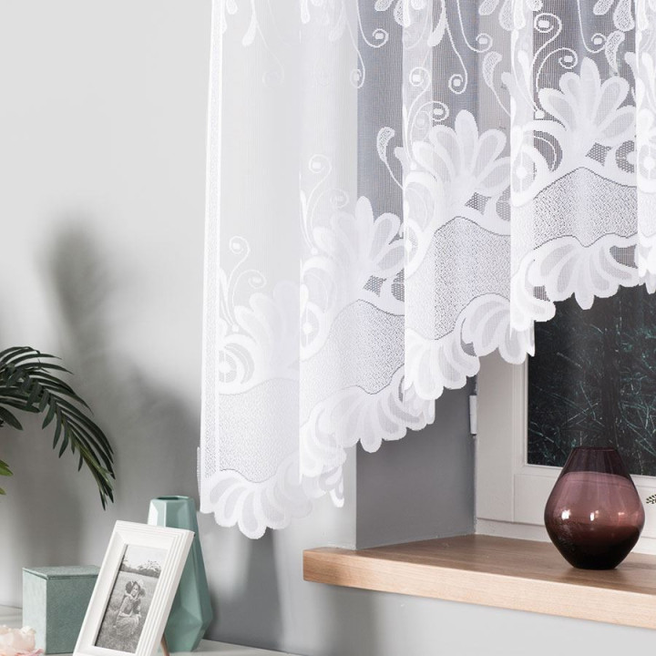 KASJANA Biała firanka gotowa żakardowa z podcięciem 320x160 cm