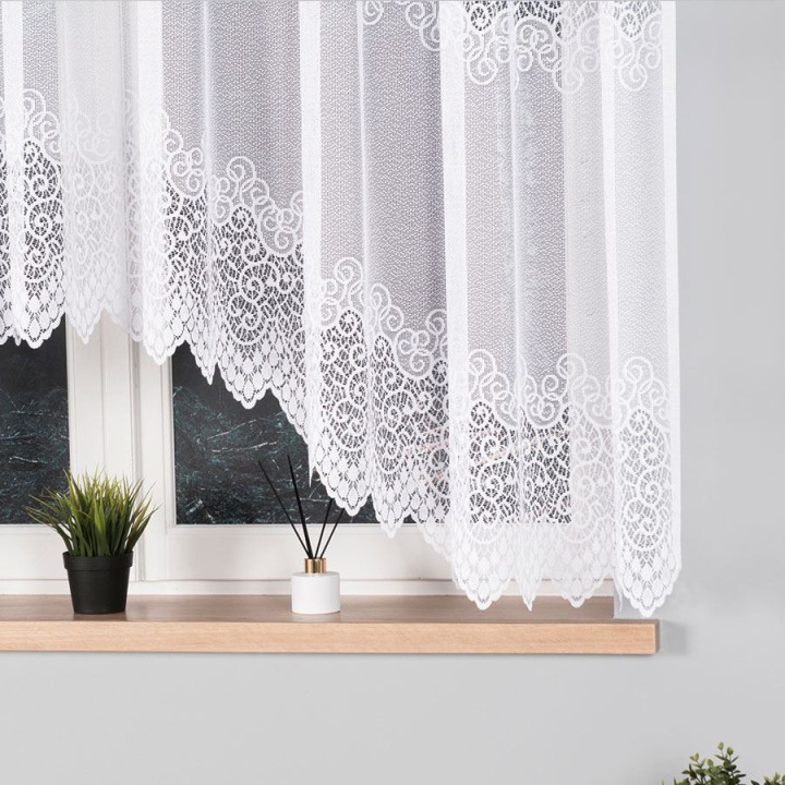 VIOLETTA Biała firanka gotowa żakardowa z podcięciem 300x160 cm
